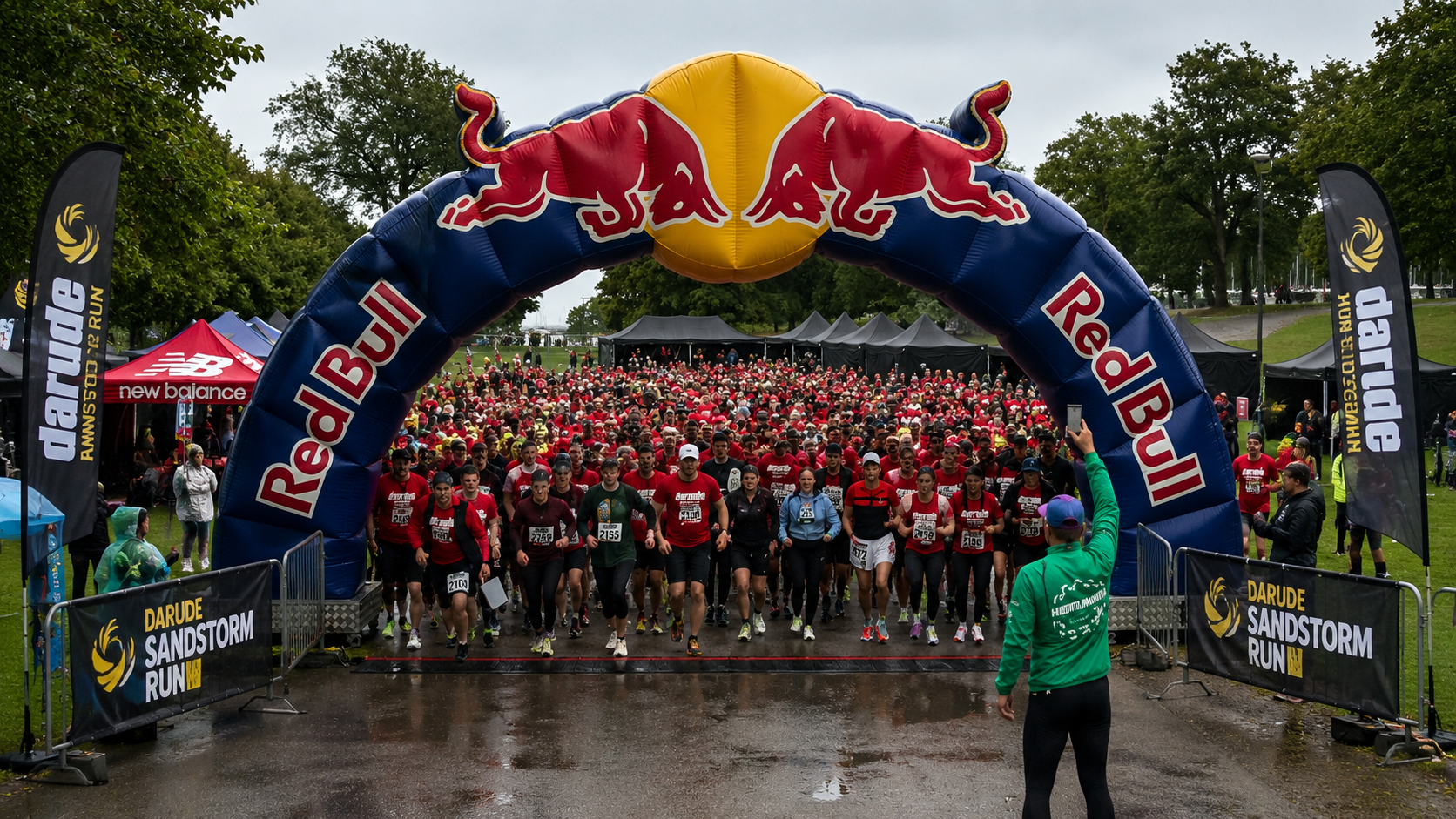 Large outdoor music and running event